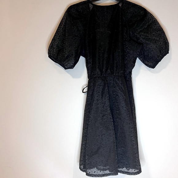 H&M Puff Sleeved Wrap Dress - Picture 2 of 6